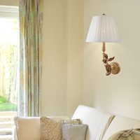 Lampe simple en laiton massif au style européen, luminaire décoratif d'intérieur français, Angle d'éclairage pour chambre à coucher