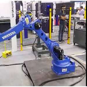 Brazo Robótico Industrial de 6 Ejes Yaskawa GP110 con Valla de Seguridad CNGBS, Estación de Trabajo Robótica de Manipulación Automatizada - Product Image 2