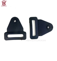 Boucle de ceinture à double barre noire Triangle POM en plastique pour sac à main Sangles de sangle de sac à dos Fixation facile à mettre et à enlever