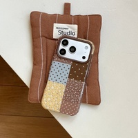 Nouvelle Tendance Coque de Téléphone Double Couche IMD pour iPhone 18 Pro Max 17 16 15 Motif Points de Croix et Fleurs Style Ins Housse de Protection