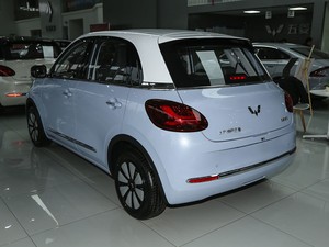 Precio de Fábrica 2024 Wuling Bingo Lynx Connect Edition Auto Eléctrico 333km 5 Puertas 4 Asientos Auto Pequeño Listo para Enviar - Product Image 5