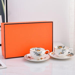 Juego de 2 Tazas de Té de Cerámica de Lujo Nórdico Personalizado, Tazas y Platillos para Sala de Estar, para Regalos - Product Image 3