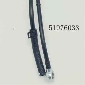 Conector de línea de aceite automotriz Airship 51976033 de goma negra para accesorios de automóvil - Product Image 3