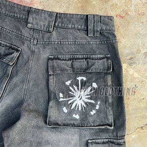 Shorts cargo vintage en denim personnalisés pour hommes, style streetwear, multi-poches, effet délavé, coupe ample - Product Image 3