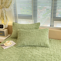 Protège-matelas d'hiver en peluche douce et respirante, nouveau design, drap-housse uni pour literie – Vente en gros