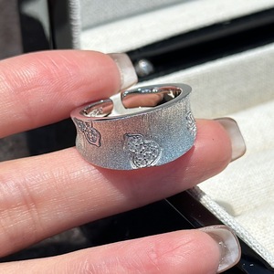 S925 Pure Silver Gourd <b>Ring</b> with Niche Design Simple and Fashionable <b>Vintage</b> Wide Face Printed <b>Gold</b> Plated Inlay <b>Ring</b> - Product Image 4