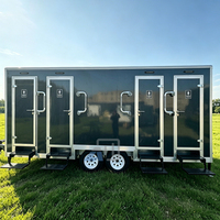 Remorque WC mobile moderne 4 portes 4 places, écologique, durable, toilettes spacieuses pour événements extérieurs, concerts, parcs