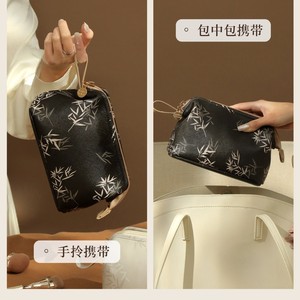Portable Women's <b>Makeup</b> Bag With Zipper Closure Leather Cosmetic <b>Case</b> For Travel And Home Storage Solid Color Embroidery Pattern - Product Image 5