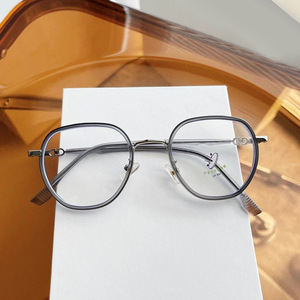 Qianai - Monturas de Gafas Rectangulares Irregulares T4-21033 para Mujer, TR90, Lentes de PC con Protección Anti Luz Azul, Tamaño Mediano - Product Image 3