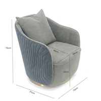 Fauteuil de salon stationnaire |   Fauteuil club commercial à base ronde fixe, avec dossier cannelé matelassé et forme tonneau, avec coussin décoratif