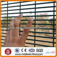 Clôture de sécurité 358 haute sécurité à prix d'usine, système de clôture périmétrique d'aéroport en treillis soudé anti-coupure avec revêtement PVC