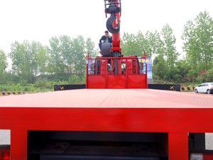 Grue à flèche rigide haute performance FAW JH6 de 8 à 10 tonnes montée sur camion avec benne de chargement pour la logistique - Product Image 6