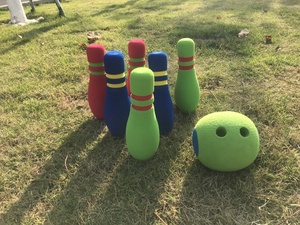 Ensemble <span class=keywords><strong>de</strong></span> <span class=keywords><strong>quilles</strong></span> et <span class=keywords><strong>de</strong></span> boules <span class=keywords><strong>en</strong></span> <span class=keywords><strong>mousse</strong></span> sans danger pour les enfants - Jouets d'activités intérieures pour tout-petits - Product Image 3