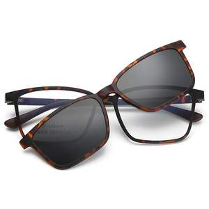 HW929 <b>Clip</b>-on Sunglasses UV400 Protection Magnetic For Men Women Unisex Square <b>Frame</b> Ac Lens Customized - Product Image 2