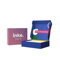 Boîte cadeau noire pliable avec logo personnalisé et impression d'autocollant à l'intérieur pour l'emballage de vêtements et de cadeaux, vente en gros