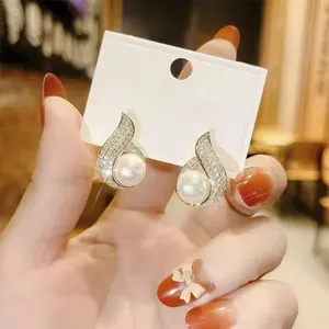 Real Gold Electroplating Silver Needle Pearl Zircon Earrings Design Fishtail Water Drop Earrings Temperament Luxury Earrings