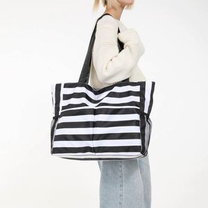 Sacs de plage pour voyages en plein air, sac fourre-tout rayé classique, grande capacité, sac fourre-tout pour hommes, femmes, unisexe - Product Image 2
