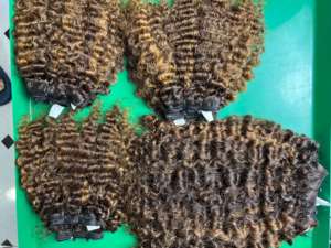 Extensiones de Cabello Natural Rizado Birmano 100% Vietnamita de Doble Trama, Alineado con Cutícula, Color Natural, No Remy, Tejido a Máquina, Venta al por Mayor - Product Image 4