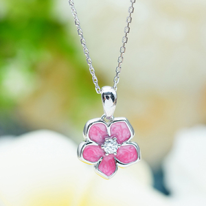 Colgante de Flor Rosa Radiante en Oro Sólido de 9K/14K/18K, Elegante Pétalo Esmaltado con Diamante de Laboratorio para Regalo - Product Image 2