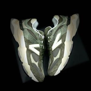 Zapatos Deportivos Transpirables de Gamuza para Hombre y Mujer, de Alta Calidad, con Cordones, para Correr, Caminar, Deportivos, para Todas las Estaciones, con Amortiguación y Antiolor - Product Image 1