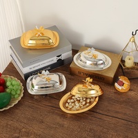 Plateau de service décoratif de style européen de luxe en métal doré et argenté avec couvercle pour bonbons, noix et en-cas