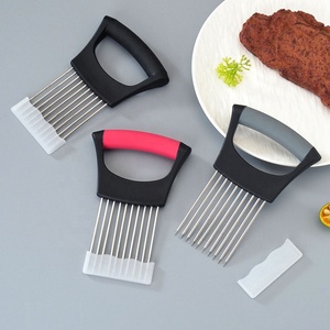 304 Edelstahl Zwiebel Pin Zwiebel Fixed Slicer Küchen werkzeug Fleisch <span class=keywords><strong>massage</strong></span> Relaxer Leicht zu reinigender Zitronen schneider
