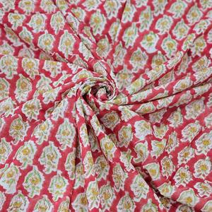 Tissu en coton doux et respirant très demandé pour les vêtements féminins, les vêtements pour enfants et les vêtements décontractés à vendre - Product Image 1