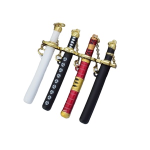 Accessoires d'anime One Piece, couteau Akiusui de Sauron et inscriptions de Doichi, trois générations de couteaux fantômes Toru, modèle d'arme miniature - Product Image 1