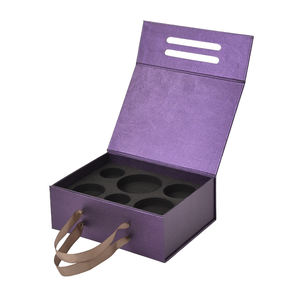 Caja de Regalo Magnética Personalizada de Lujo en Color Morado, Tipo Mini Maleta, para Joyería y Perfume - Product Image 3