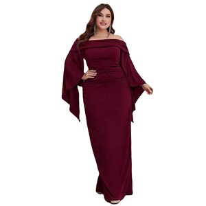 Robe longue à une épaule et manches longues, style queue de poisson, grande taille Nuo - Product Image 4