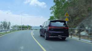 2025 Dongfeng pour Forthing Xinghai S7 Voiture de véhicule électrique de luxe à énergie nouvelle - Product Image 3