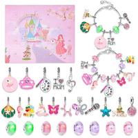 Kit de Fabrication de Bracelets Breloques pour Filles, 24 Pièces, Calendrier de l'Avent DIY Château de Princesse Fantaisie Tendance, Ensemble de Bijoux Breloques Émaillées, Cadeau pour Enfants de 5 ans et plus