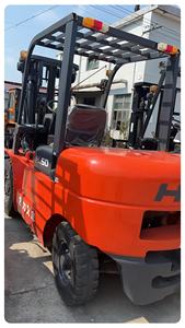 Chariot élévateur d'occasion Heli 50 de marque chinoise, 5 tonnes, modèle 2023, mât à 3 sections, vérin central et déplaceur latéral, moteur puissant, hauteur de levage 4,5 mètres - Product Image 6