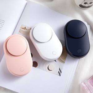 Mini ventilateur Pinky Leem rechargeable par USB pour le séchage des extensions de cils, le séchage du vernis à ongles, le séchage rapide des cils, mini ventilateur de poche pour cils - Product Image 2