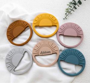 Jouets <span class=keywords><strong>de</strong></span> dentition amusants personnalisés sans BPA, anneaux à mâcher en silicone souple <span class=keywords><strong>de</strong></span> qualité alimentaire pour nouveau-nés, design soleil, unisexe, hochet pour bébé avec fonction sonore - Product Image 4