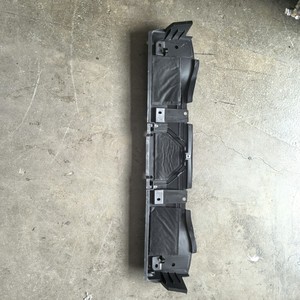 ฝาครอบคานยาวด้านหลัง Toyota NX200 รุ่น 15 หมายเลขอะไหล่ 50768-78020 - Product Image 2