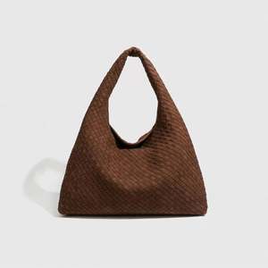 Bolso de Hombro de Cuero Genuino Tejido a Mano de Diseñador de Moda para Mujer, de Uso Diario, de Lujo, con Gran Capacidad - Product Image 5