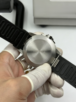 Fabrik-Großhandel Hochwertige Herren Luxus Business Automatik-Mechanische Uhr Chronograph Kalender Sportuhr mit Gangreserve