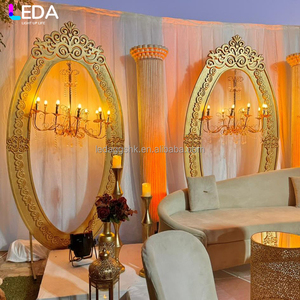 Arche de fleurs ovale en métal doré de luxe avec motifs pour décorations de mariage et événements LEDA - Product Image 3