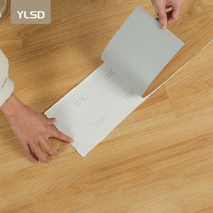 Pegatinas de pared 3D <span class=keywords><strong>para</strong></span> suelo autoadhesivas de PVC de grano de madera de 2,0mm de espesor, rollo de lámina de vinilo de linóleo de tablón de plástico <span class=keywords><strong>para</strong></span> uso doméstico en interiores - Product Image 5