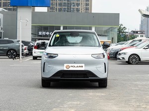Leapmotor A10 403 Enoy Edition 2026, SUV compact 100% électrique, couleur argent galaxie, autonomie 403 km (CLTC), véhicule électrique pour l'exportation - Product Image 2