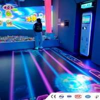 Projection interactive au sol avec plusieurs thèmes de jeux, projecteur interactif mobile pour événements d'entreprise