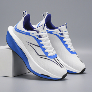 Chaussures de sport en cuir véritable légères avec semelle TPU - Baskets à absorption des chocs hautement élastiques pour hommes, idéales pour la course décontractée printemps/hiver - Product Image 5