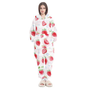 بيجامات نوم مخصصة للبالغين من المصنع في الصين للبيع بالجملة بيجامة عيد الميلاد العائلية من الفانيلا الصوفي للشتاء - Product Image 2