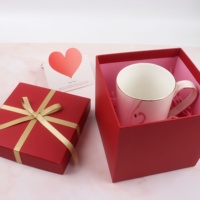 Boîtes cadeaux carrées rigides en carton gris écologiques et réutilisables haut de gamme avec ruban et nœud pour ceintures et élastiques à cheveux