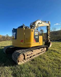 รถขุดตีนตะขาบ CAT325F ของ Caterpillar สหรัฐอเมริกา |   รถขุดตีนตะขาบแบบไม่มีท้าย ขนาด 25 ตัน รุ่น 320 323 325 330 สำหรับงานขุดลึก - Product Image 5