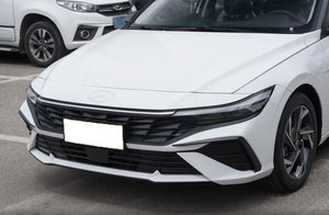 HYUNDAI <span class=keywords><strong>2023</strong></span> Elantra 1.5L CVT GLS Édition Elite Berline Compacte Essence 115 ch R17 Véhicule Conduite à Gauche LHD Traction Avant Intérieur Sombre - Product Image 2