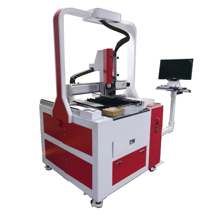 Petite machine de découpe laser à fibre CS6050 600*500mm 1000w 1500w découpe d'aluminium en acier