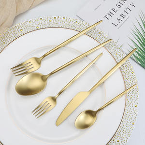 Bán buôn thiết kế mới Bồ Đào Nha mạ Vàng Flatware muỗng nĩa và dao 304 thép không gỉ thiết lập dao kéo cho đám cưới tổ chức sự kiện - Product Image 3