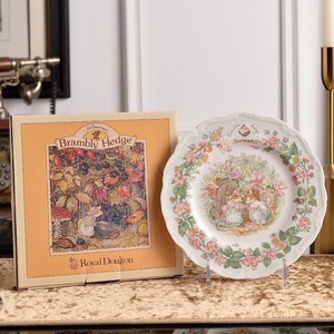 Service de <span class=keywords><strong>vaisselle</strong></span> en céramique de style européen de luxe pour la décoration de mariage, assiettes en céramique, service de <span class=keywords><strong>vaisselle</strong></span> en céramique, fournitures hôtelières, <span class=keywords><strong>vaisselle</strong></span> élégante - Product Image 3